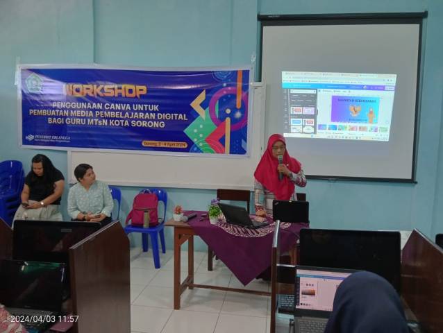 Foto : Yeli Yanti, seorang guru Pendidikan Pancasila dan Kewarganegaraan di MTs Negeri Kota Sorong