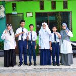 MTsN Kota Sorong Kirim Empat Siswa Terbaik ke Ajang Nasional EMC 2025 di Makassar