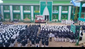 MTs Negeri Kota Sorong Gelar Upacara Hari Pahlawan Nasional 2025