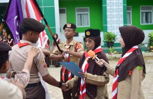 MTs Negeri Kota Sorong Gelar Pelantikan dan Pengukuhan Dewan Penggalang Gugus Depan 06-011/06-012 Masa Bakti 2025–2026