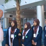 Belajar Langsung dengan Penutur Asing, Siswa MTsN Kota Sorong Praktik Speaking di Bandara